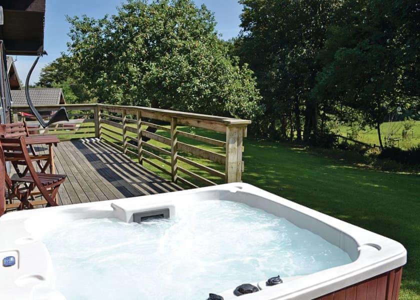 Avallon Lodge *