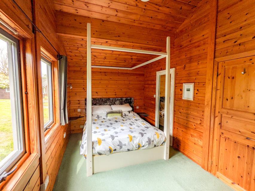 Lodge Avallon