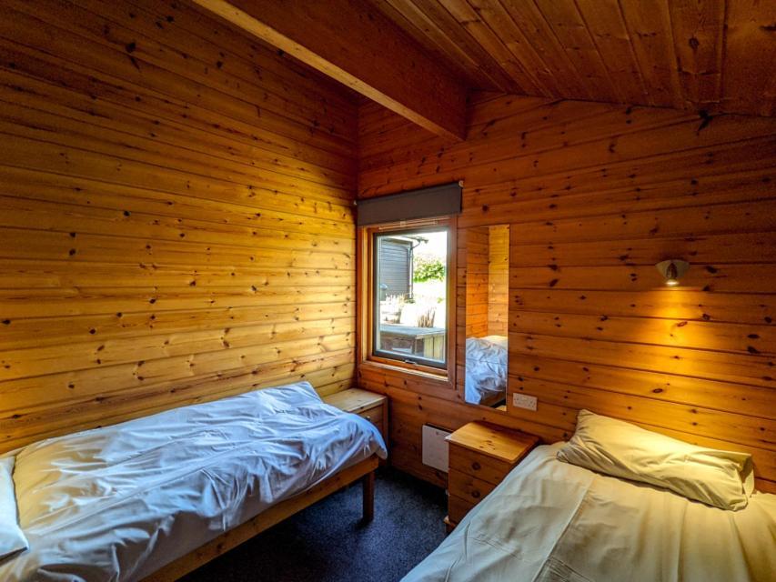 Lodge Avallon